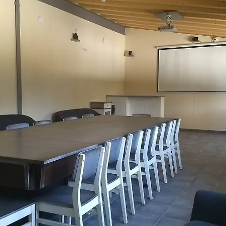 Rural El Nido De Pinares Otel 5*