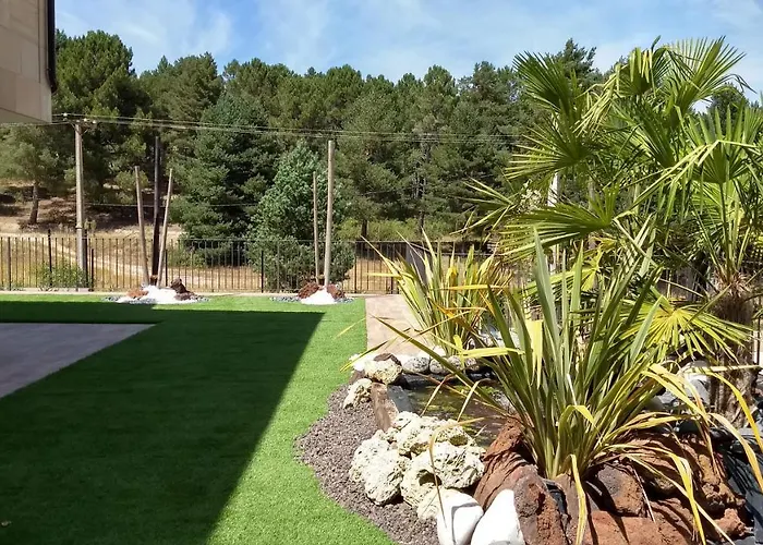 Rural El Nido De Pinares Szálloda Navaleno