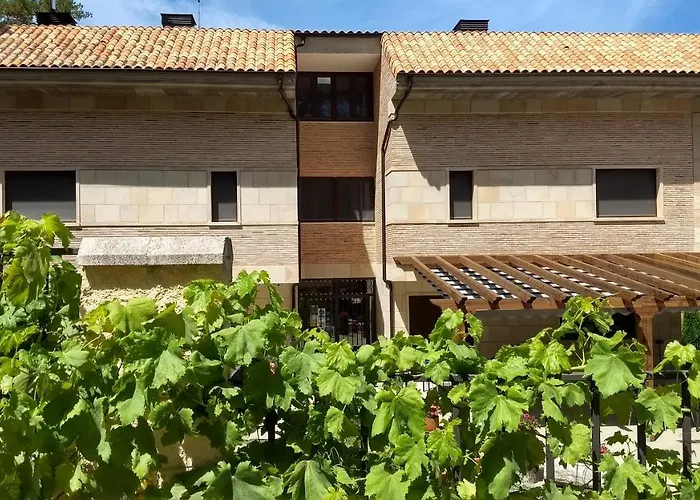 Rural El Nido De Pinares 5*