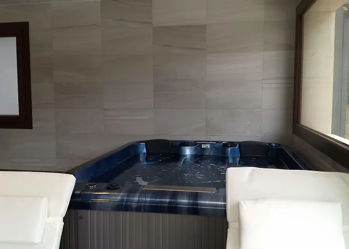 Rural El Nido De Pinares 5*